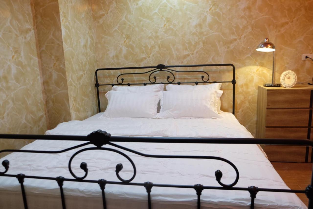 Florentino Hostel Районг Экстерьер фото