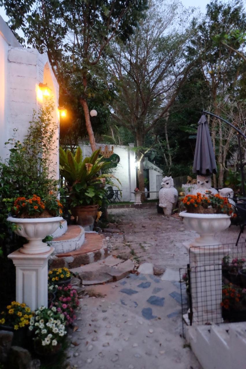 Florentino Hostel Районг Экстерьер фото