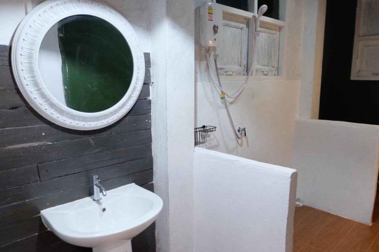 Florentino Hostel Районг Экстерьер фото